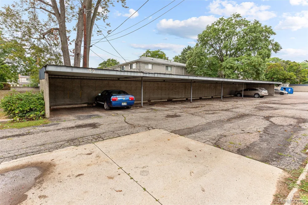 26780 Joy Road Redford Charter Township, MI 48239