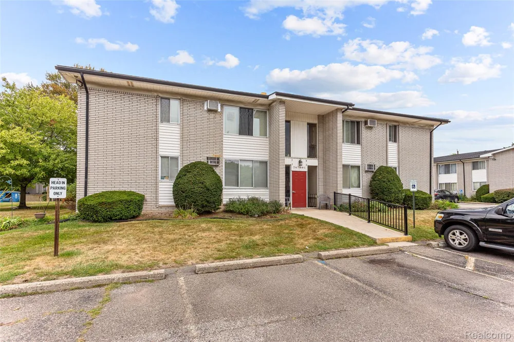 26780 Joy Road Redford Charter Township, MI 48239