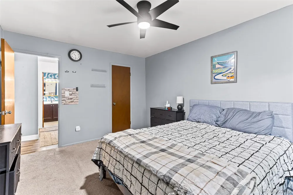 26780 Joy Road Redford Charter Township, MI 48239
