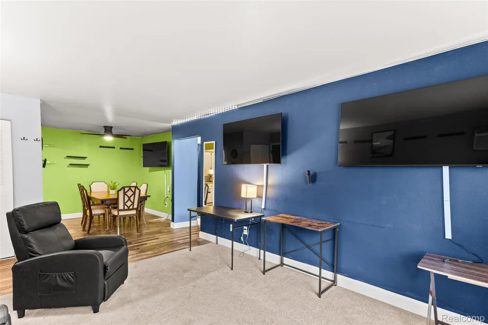 26780 Joy Road Redford Charter Township, MI 48239