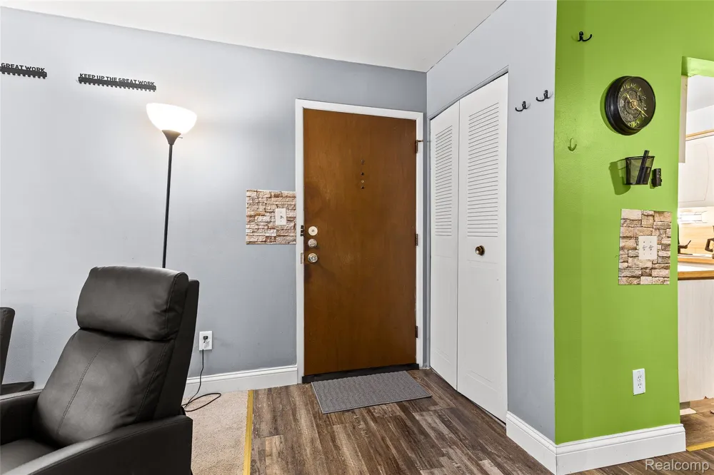 26780 Joy Road Redford Charter Township, MI 48239