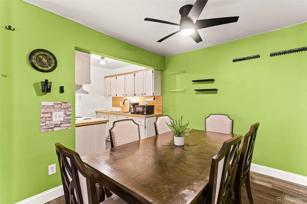 26780 Joy Road Redford Charter Township, MI 48239