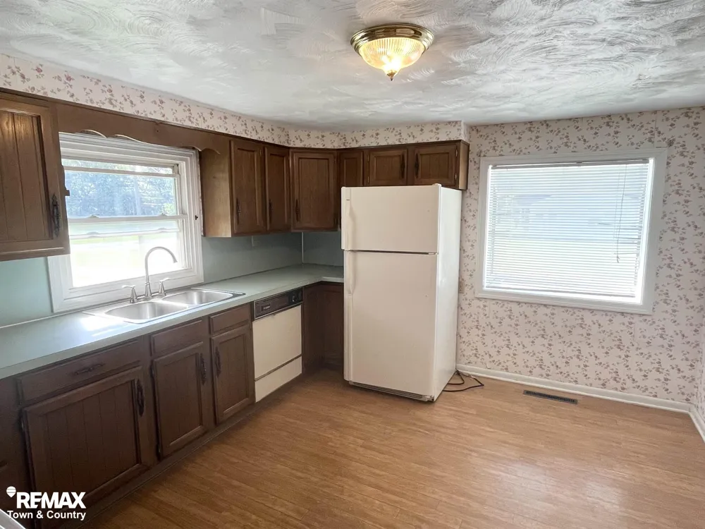 626 S Mckinley Road Flushing Charter Township, MI 48433