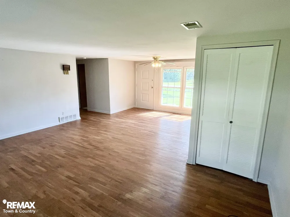 626 S Mckinley Road Flushing Charter Township, MI 48433