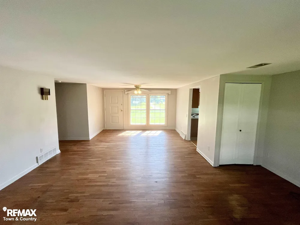 626 S Mckinley Road Flushing Charter Township, MI 48433