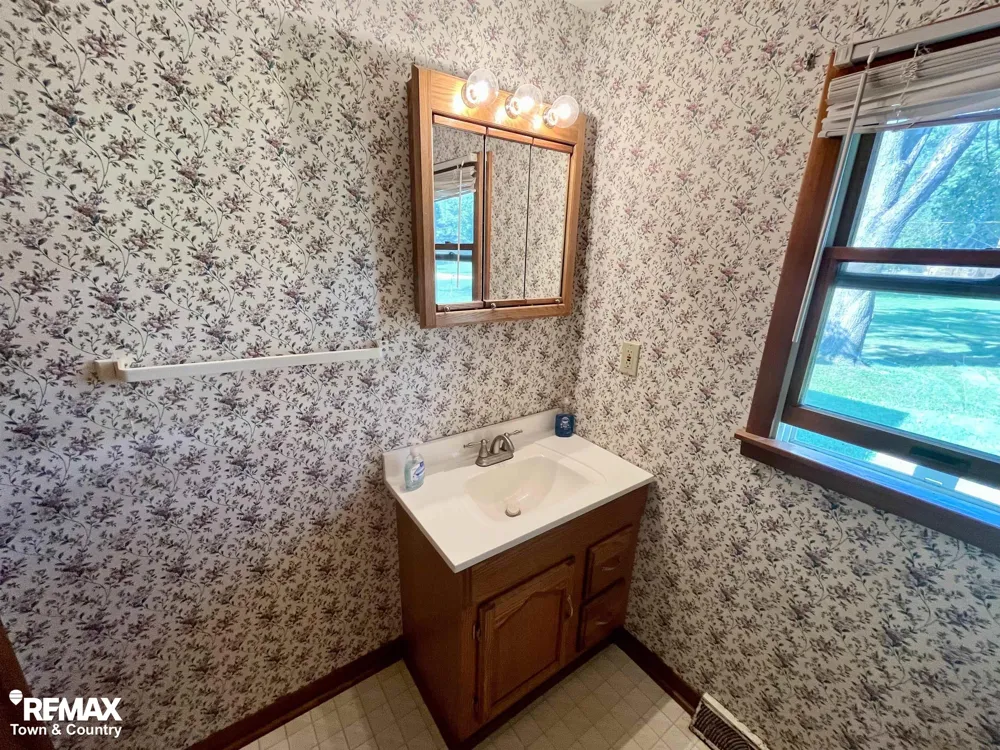 626 S Mckinley Road Flushing Charter Township, MI 48433