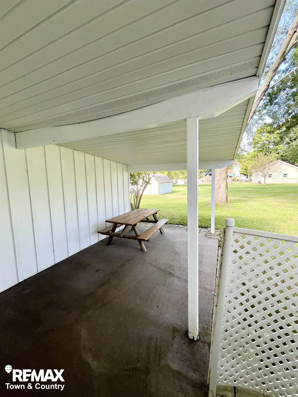 626 S Mckinley Road Flushing Charter Township, MI 48433