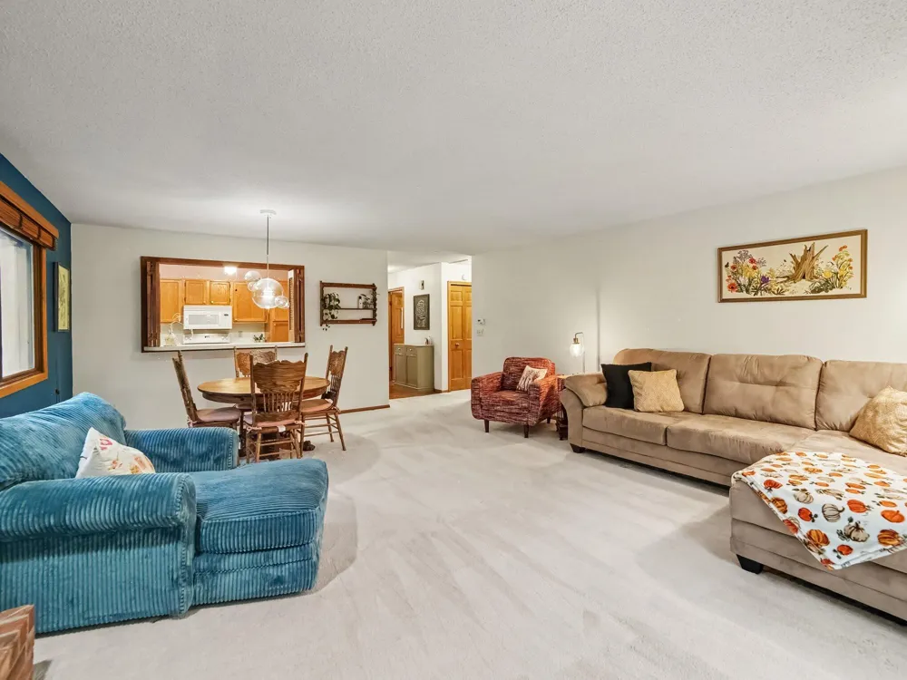 692 Pineway Drive Norton Shores City, MI 49441