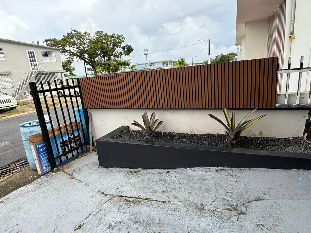 VILLA CAROLINA CALLE 102 #106-19 Carolina, PR 00985