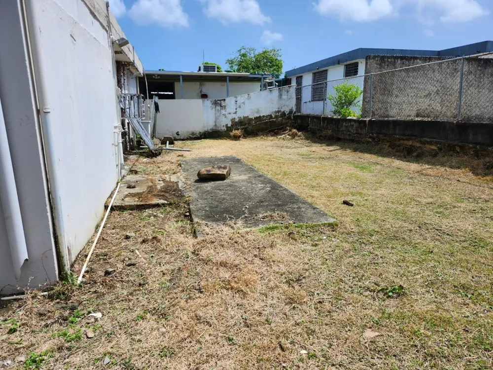 VILLA CAROLINA CALLE 102 #106-19 Carolina, PR 00985