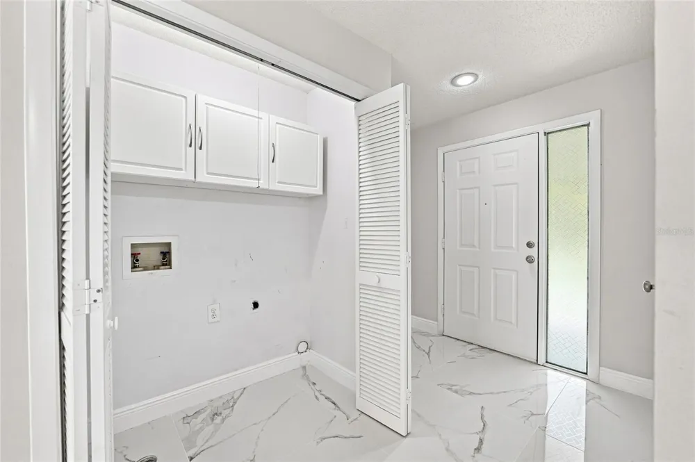 5033 CYPRESS TRACE DRIVE Tampa, FL 33624