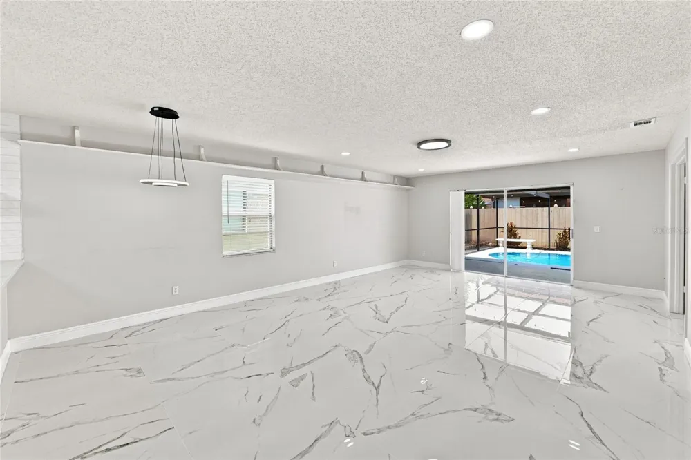 5033 CYPRESS TRACE DRIVE Tampa, FL 33624