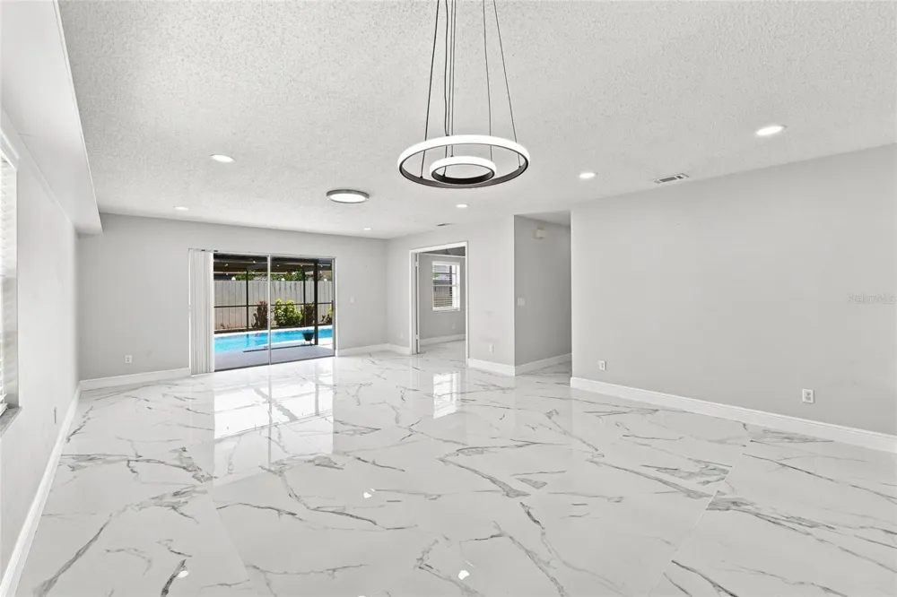 5033 CYPRESS TRACE DRIVE Tampa, FL 33624