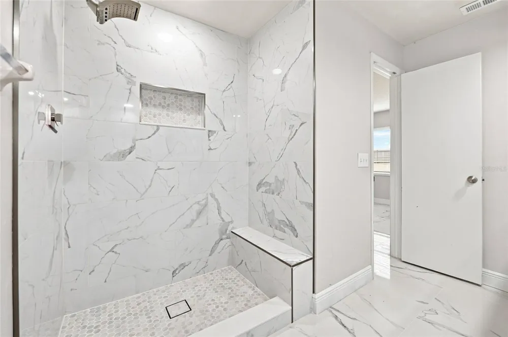 5033 CYPRESS TRACE DRIVE Tampa, FL 33624