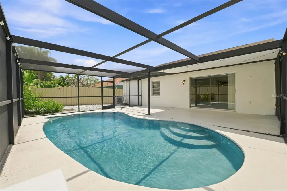 5033 CYPRESS TRACE DRIVE Tampa, FL 33624