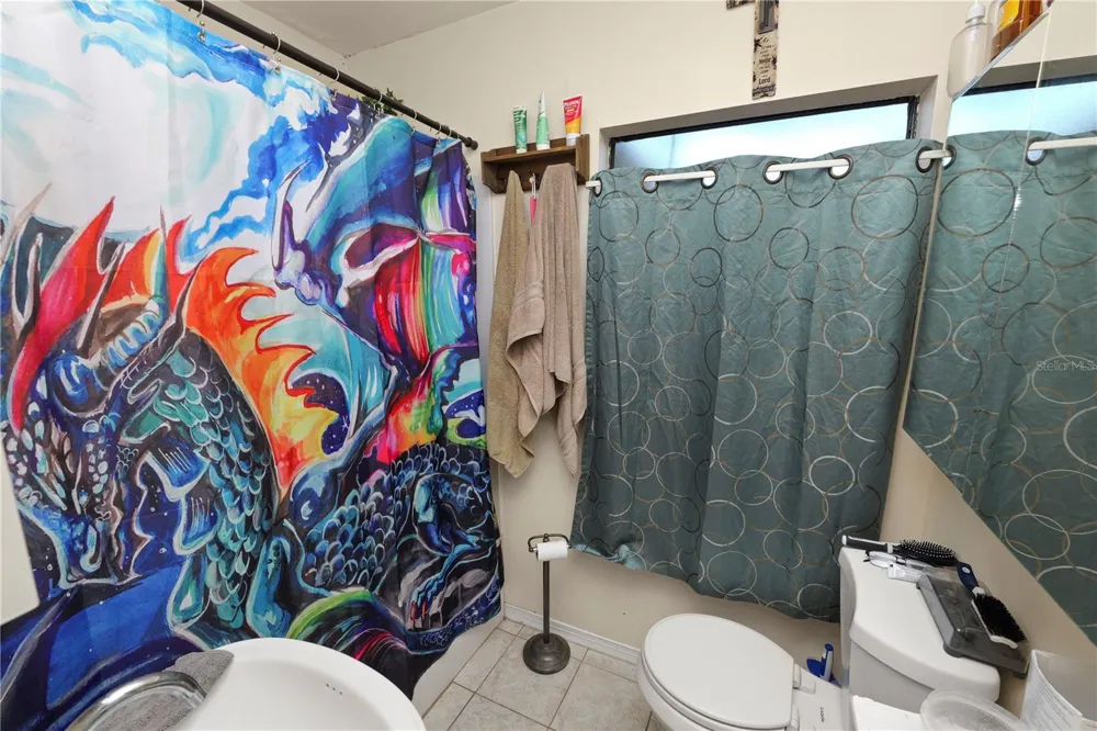 621 HILLSIDE DRIVE Lakeland, FL 33803
