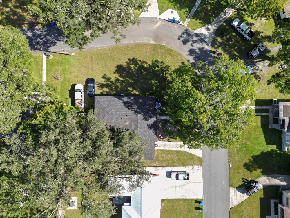 621 HILLSIDE DRIVE Lakeland, FL 33803