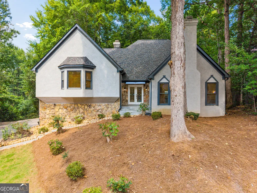 210 Wessex CT Sandy Springs, GA 30328