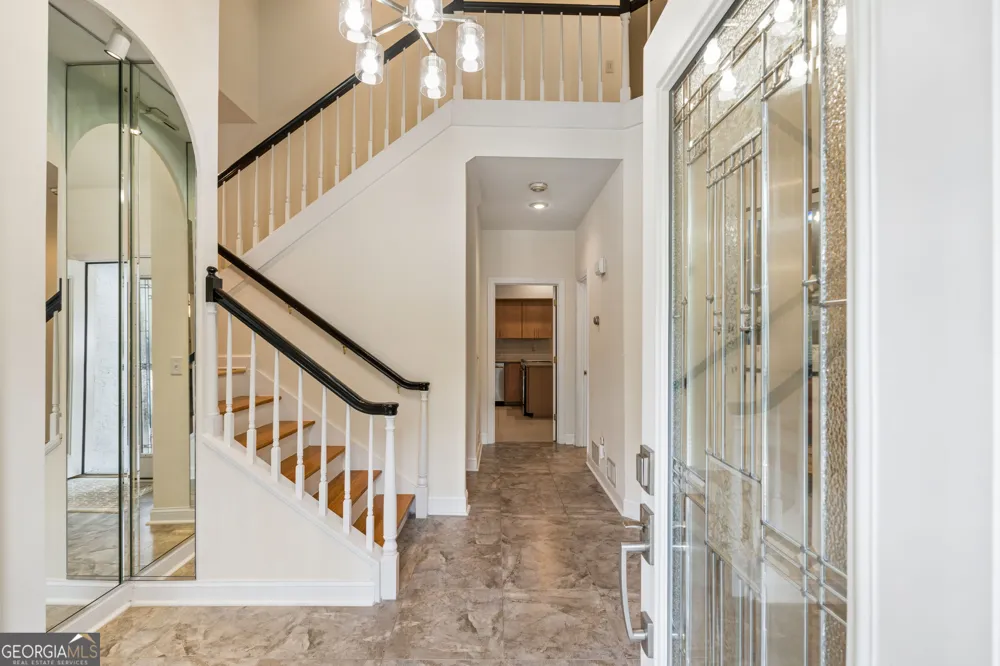 210 Wessex CT Sandy Springs, GA 30328