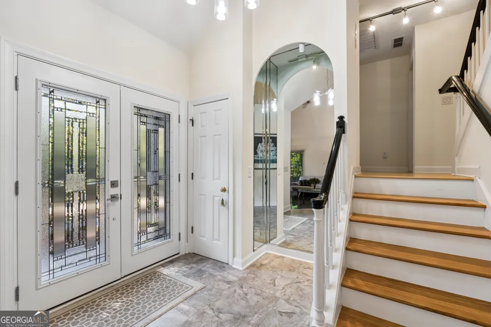 210 Wessex CT Sandy Springs, GA 30328