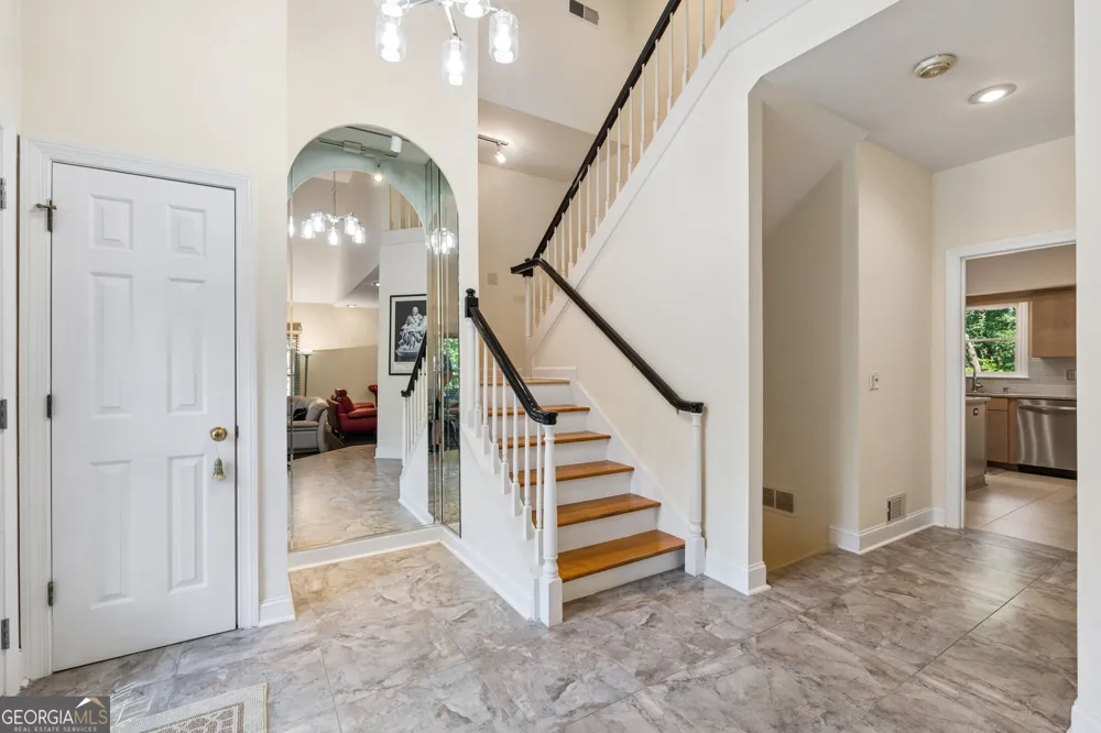 210 Wessex CT Sandy Springs, GA 30328