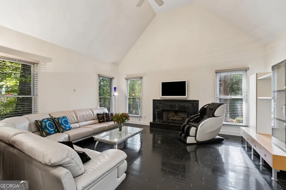 210 Wessex CT Sandy Springs, GA 30328