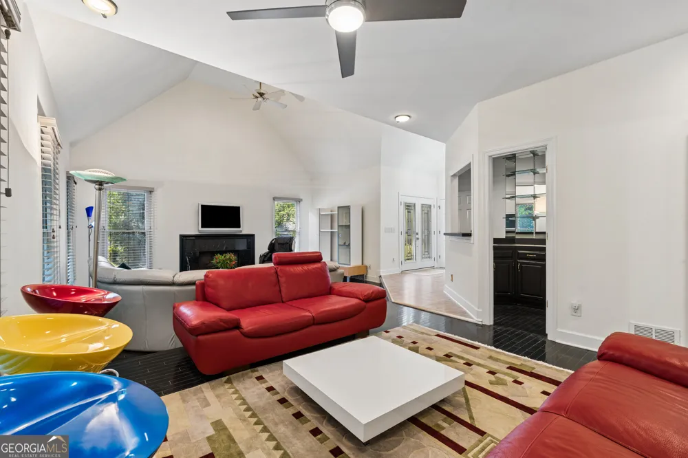 210 Wessex CT Sandy Springs, GA 30328