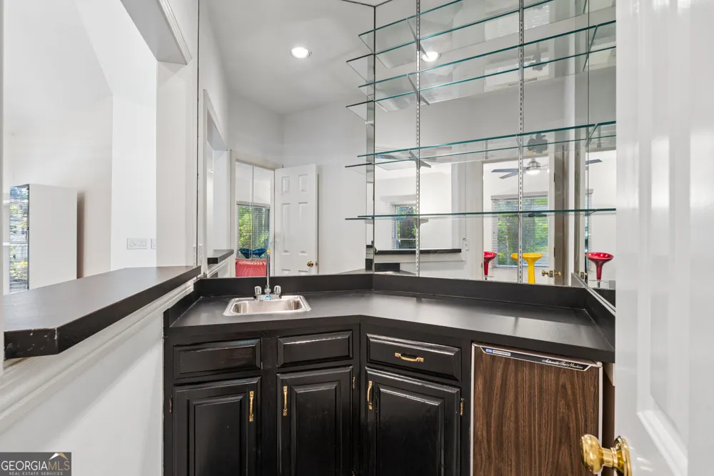 210 Wessex CT Sandy Springs, GA 30328