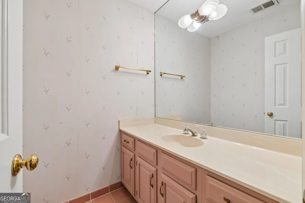 210 Wessex CT Sandy Springs, GA 30328