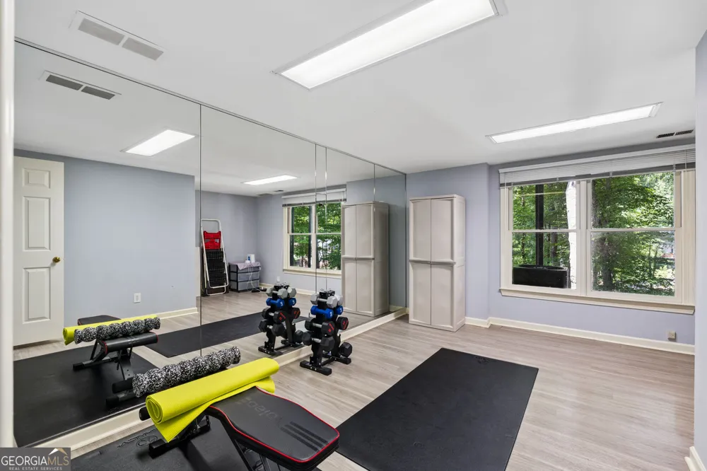 210 Wessex CT Sandy Springs, GA 30328