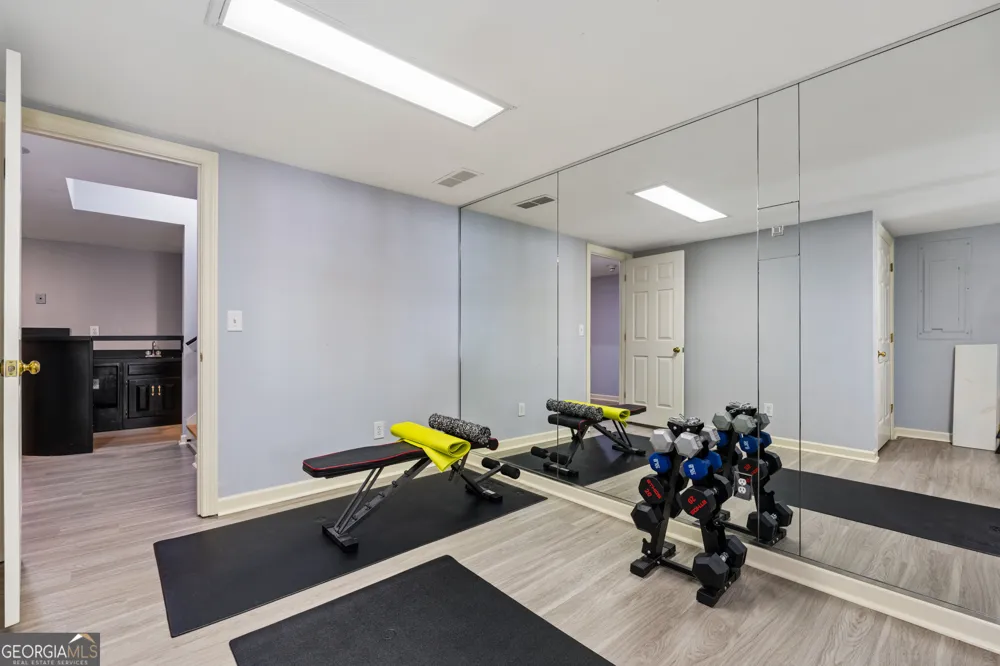 210 Wessex CT Sandy Springs, GA 30328