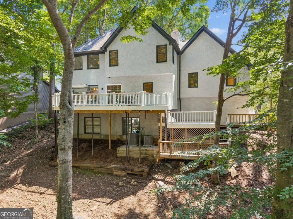 210 Wessex CT Sandy Springs, GA 30328
