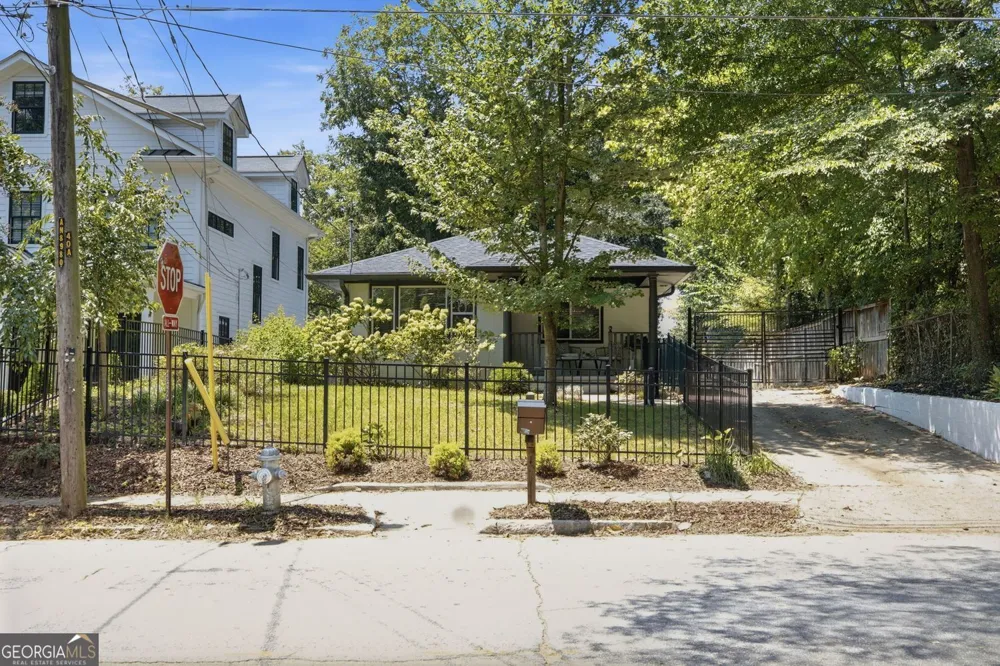 166 Howard ST NE Atlanta, GA 30317