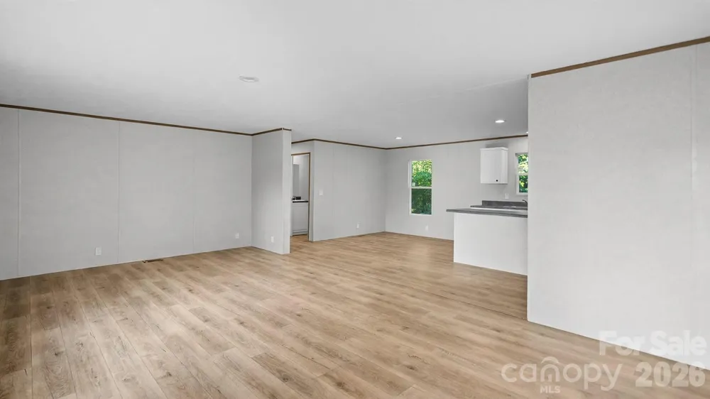 2203 Kingston Road Kingstown, NC 28150
