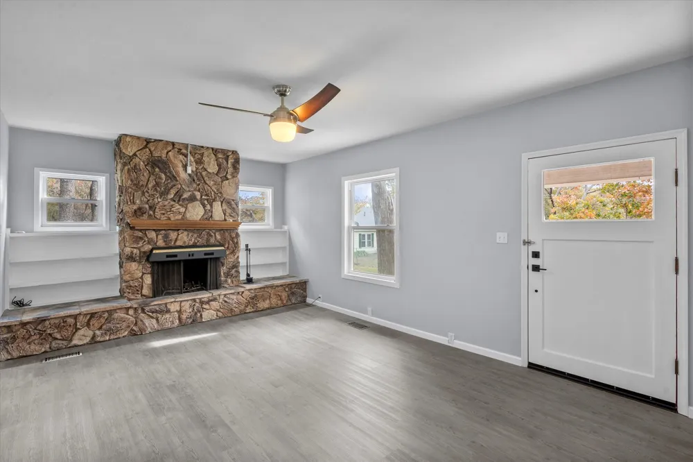 3815 Lucy Trimble Road Burleson, TX 76028