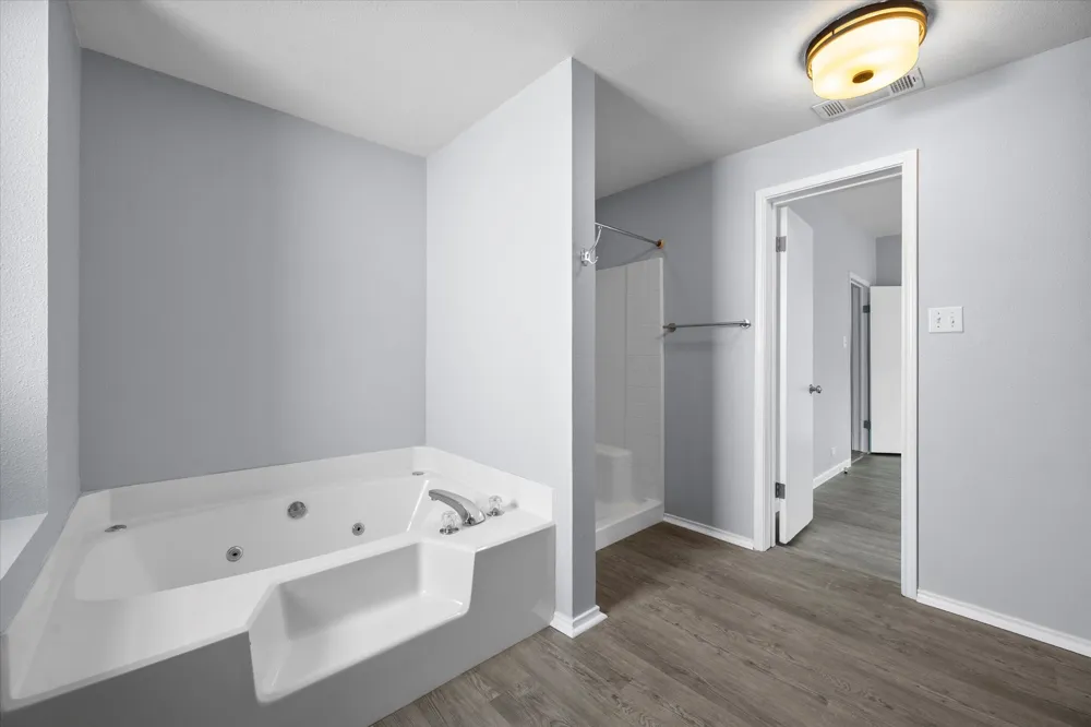 3815 Lucy Trimble Road Burleson, TX 76028