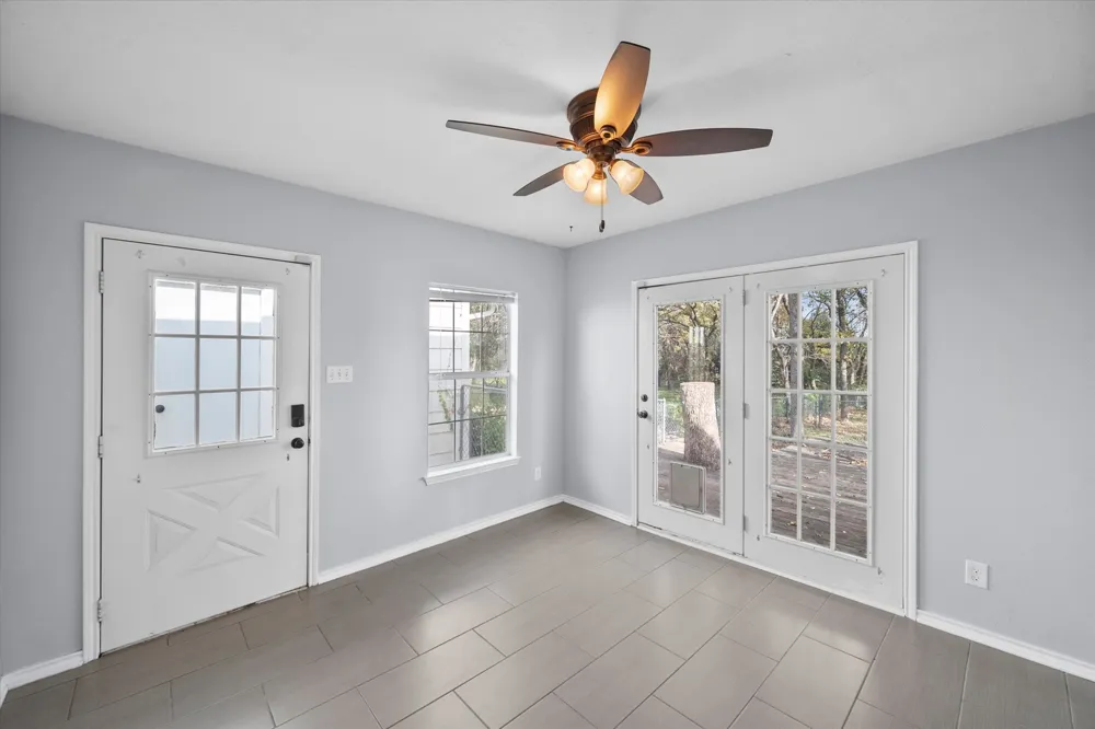 3815 Lucy Trimble Road Burleson, TX 76028