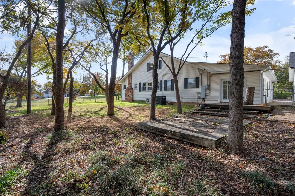 3815 Lucy Trimble Road Burleson, TX 76028