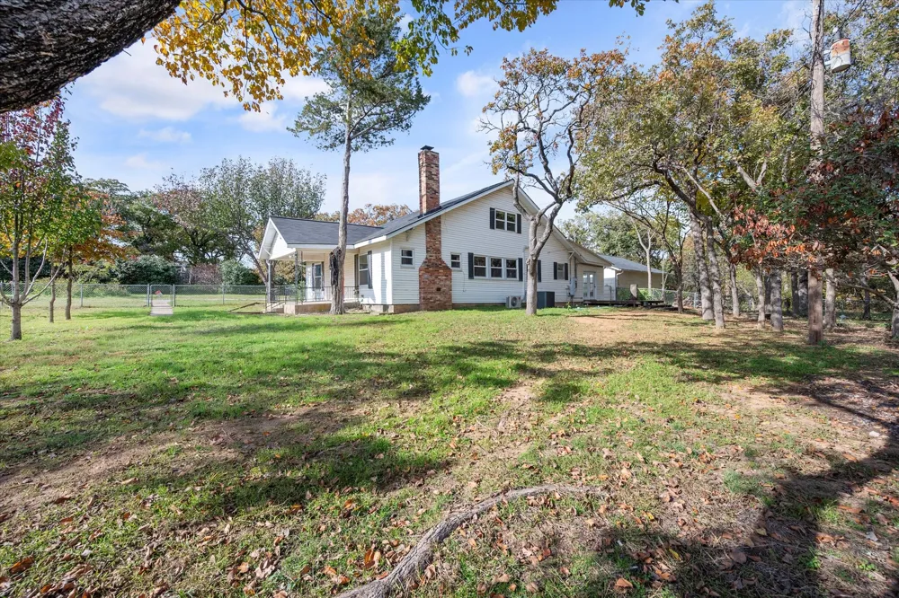 3815 Lucy Trimble Road Burleson, TX 76028