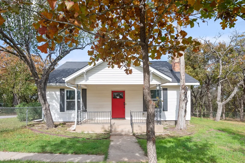 3815 Lucy Trimble Road Burleson, TX 76028