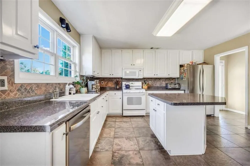 1307 Regatta Way McDonough, GA 30252