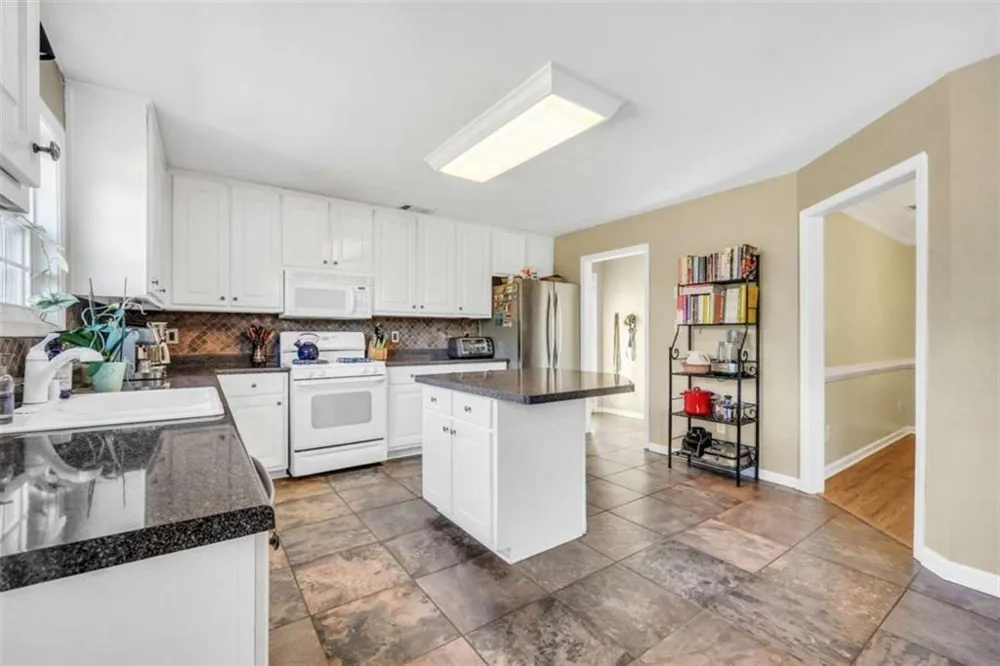 1307 Regatta Way McDonough, GA 30252