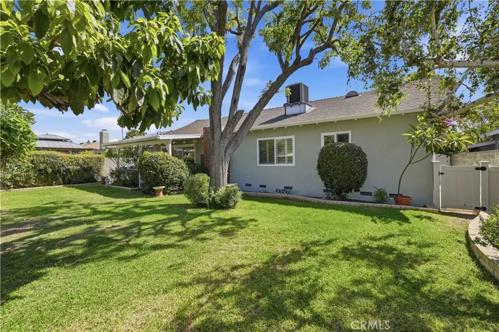 10555 Monogram Avenue Granada Hills, CA 91344