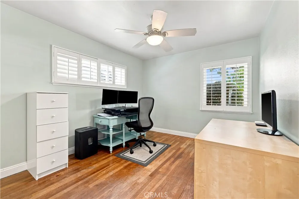 10555 Monogram Avenue Granada Hills, CA 91344