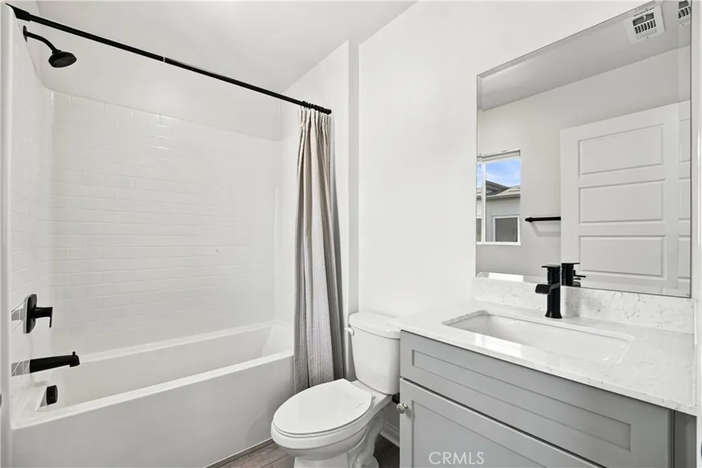 14053 Spurlock Lane #4 Gardena, CA 90247