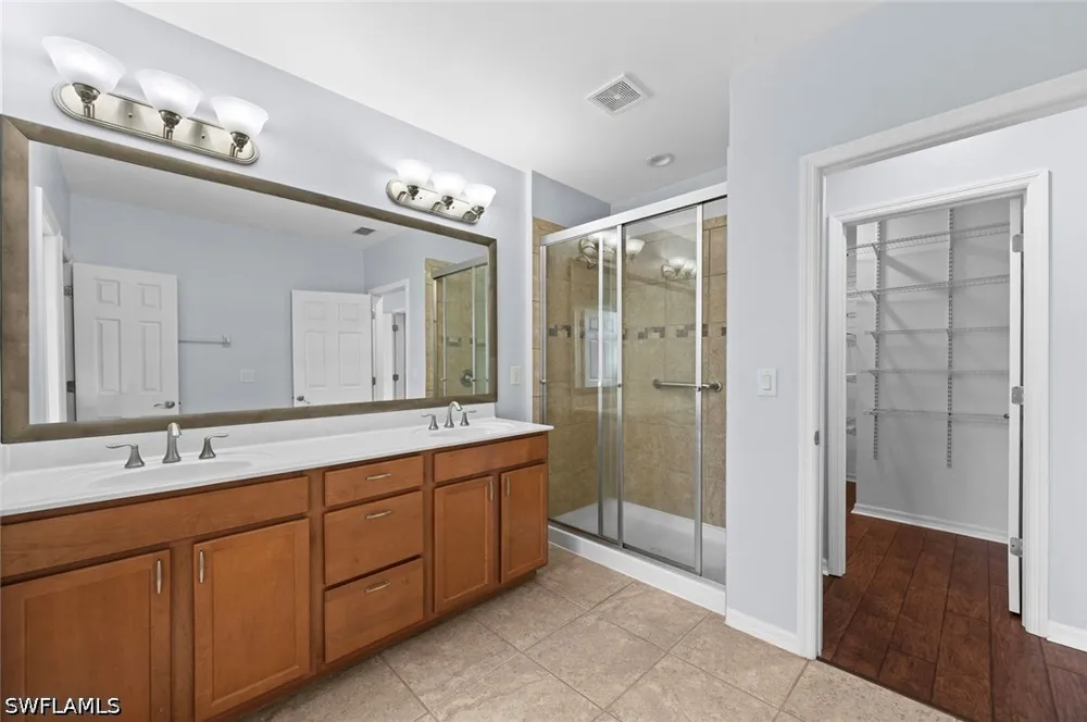 Sutherland Avenue #421 Naples, FL 34119