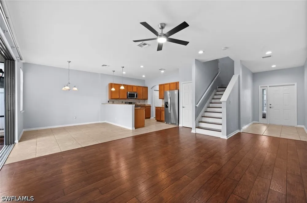 Sutherland Avenue #421 Naples, FL 34119