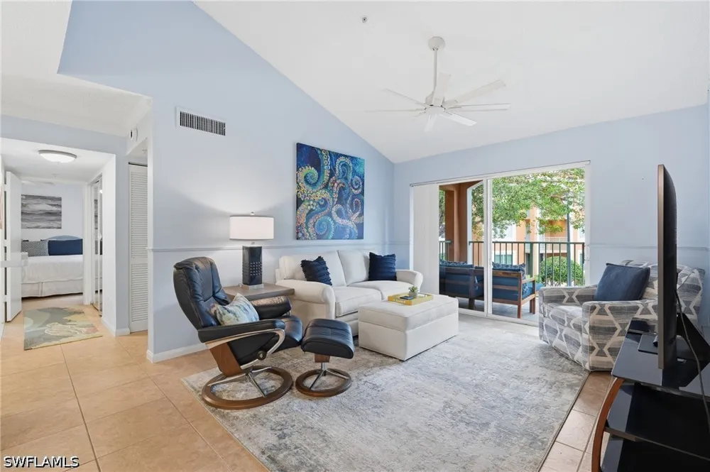 Wildwood Lakes Boulevard #208 Naples, FL 34104
