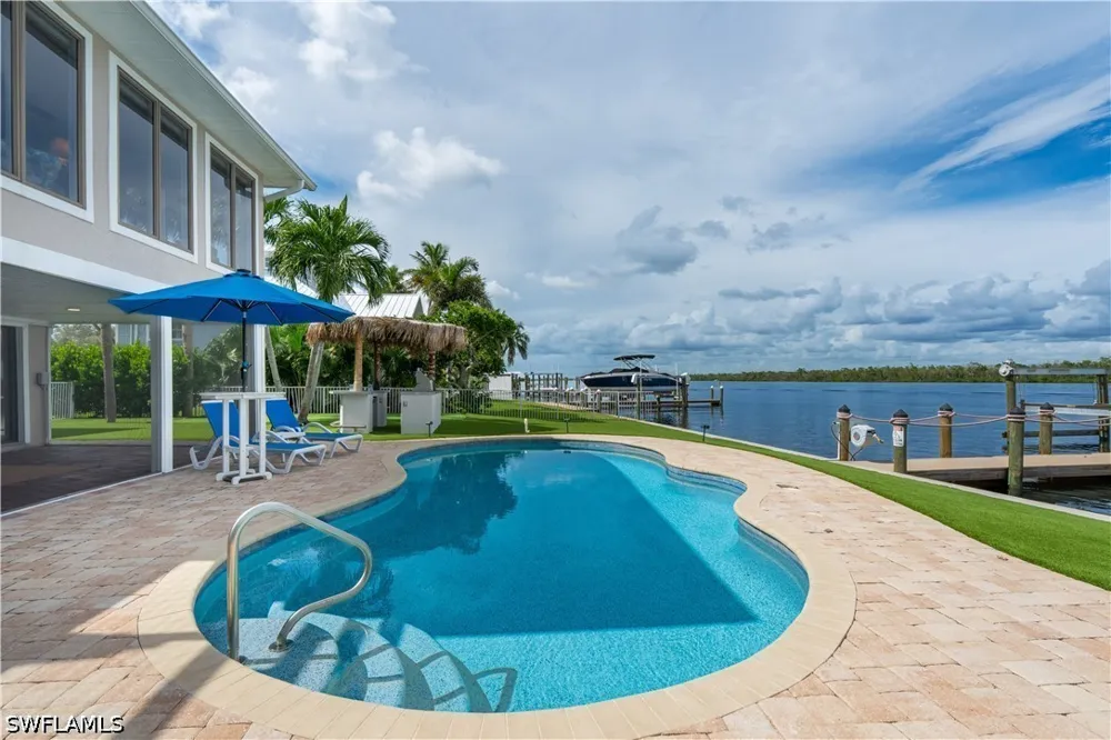 Bayview Avenue Fort Myers Beach, FL 33931