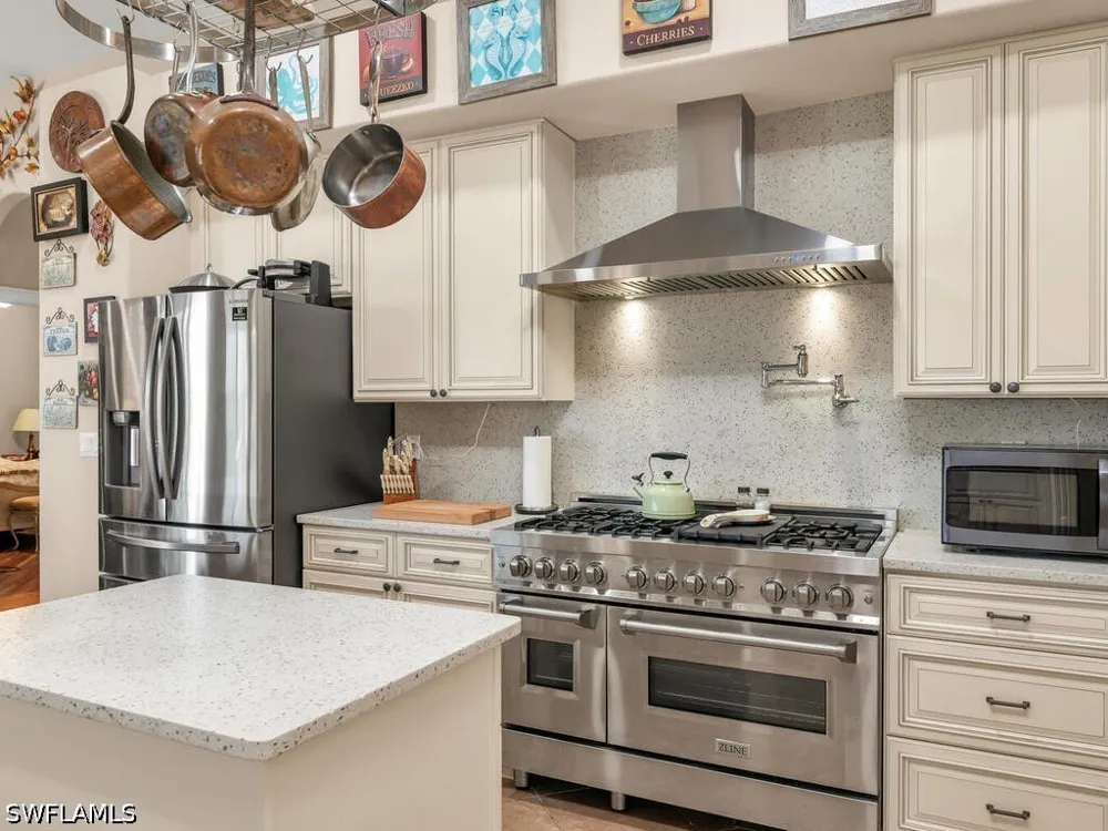 Royal Hammock Boulevard Naples, FL 34114